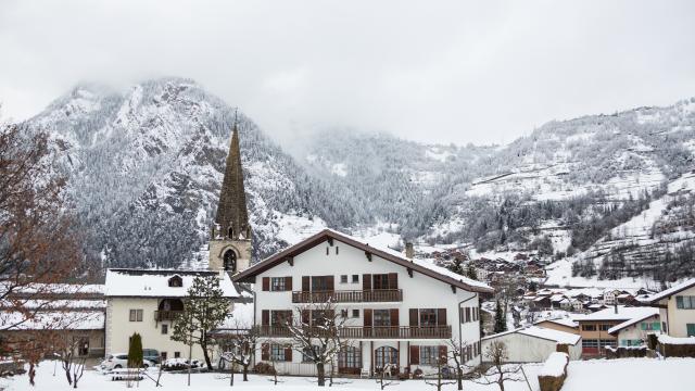 Village Le Châble sous la neige