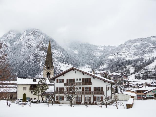 Village Le Châble sous la neige