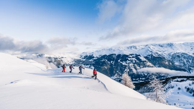 Ski de randonnée avec un guide dans la région de Verbier