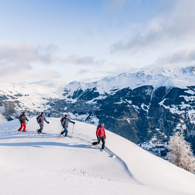 Ski de randonnée avec un guide dans la région de Verbier