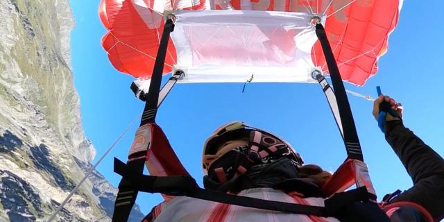 Géraldine Fasnacht Wingsuit