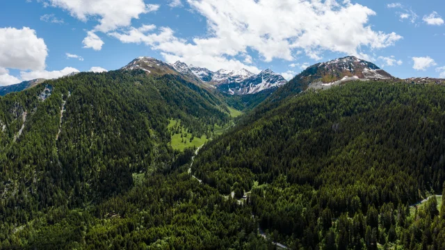 Vue aérienne du Vallon d'Arbi